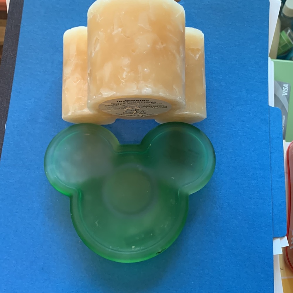Disney Mickey Head candle. Displayed-Never Lit. Used Condition. - Picture 2 of 5